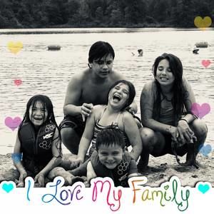 Meet your Posher, Lacey